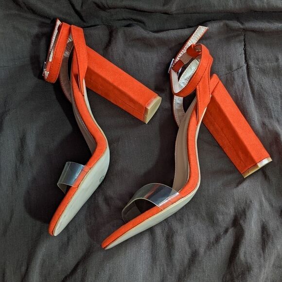 Public desire Cute trendy suede red heels - Picture 1 of 7